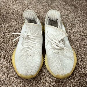 White Yeezy Boost. Size Men’s 7.5
